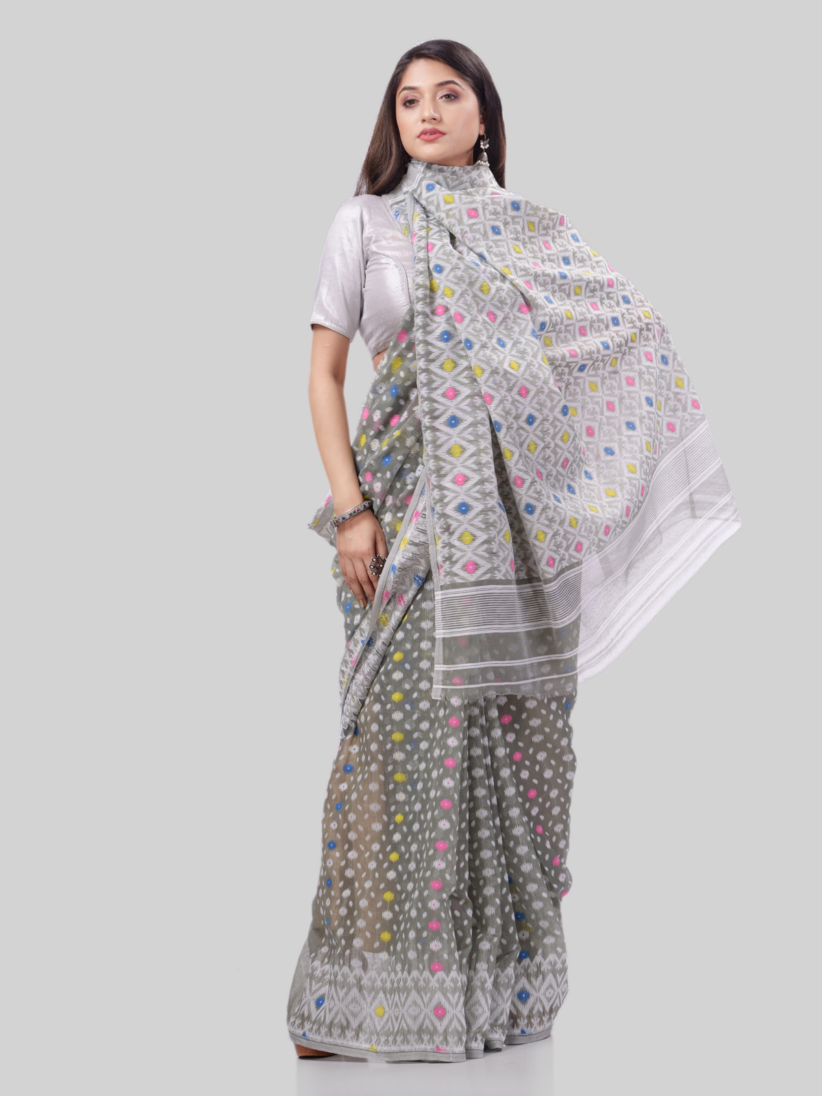 Dhakai Jamdani  Cotton Handloom White Black Saree 